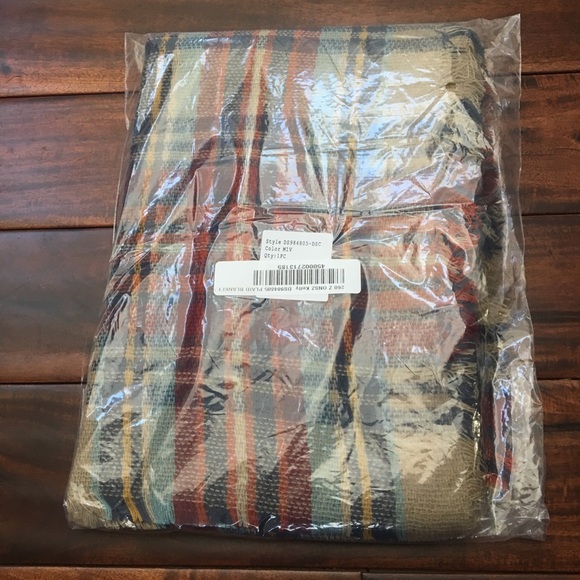 Red Orange Tan Plaid Blanket Scarf - Picture 3 of 4